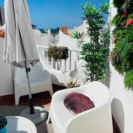 Playa, Pool & Nightlife Steps From Clubs & Americas Lägenhet Playa de las Americas (Tenerife)