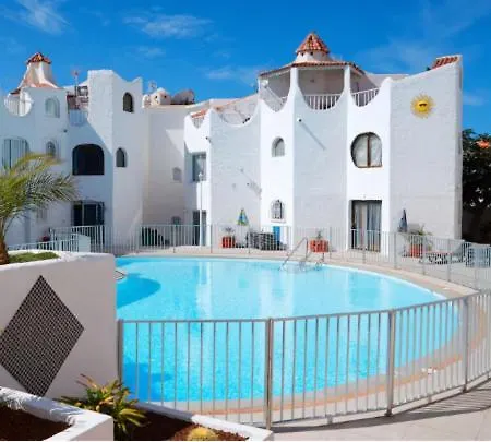 Playa, Pool & Nightlife Steps From Clubs & Americas By Aqua Vista Tenerife Playa de las Americas (Tenerife)